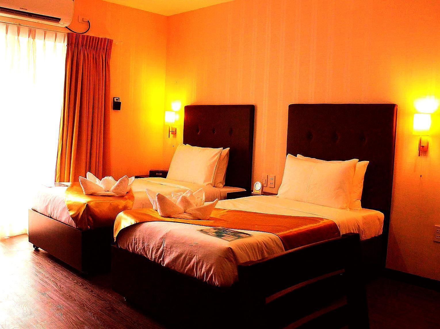 Sun Plaza Subic Hotel Olongapo Zewnętrze zdjęcie
