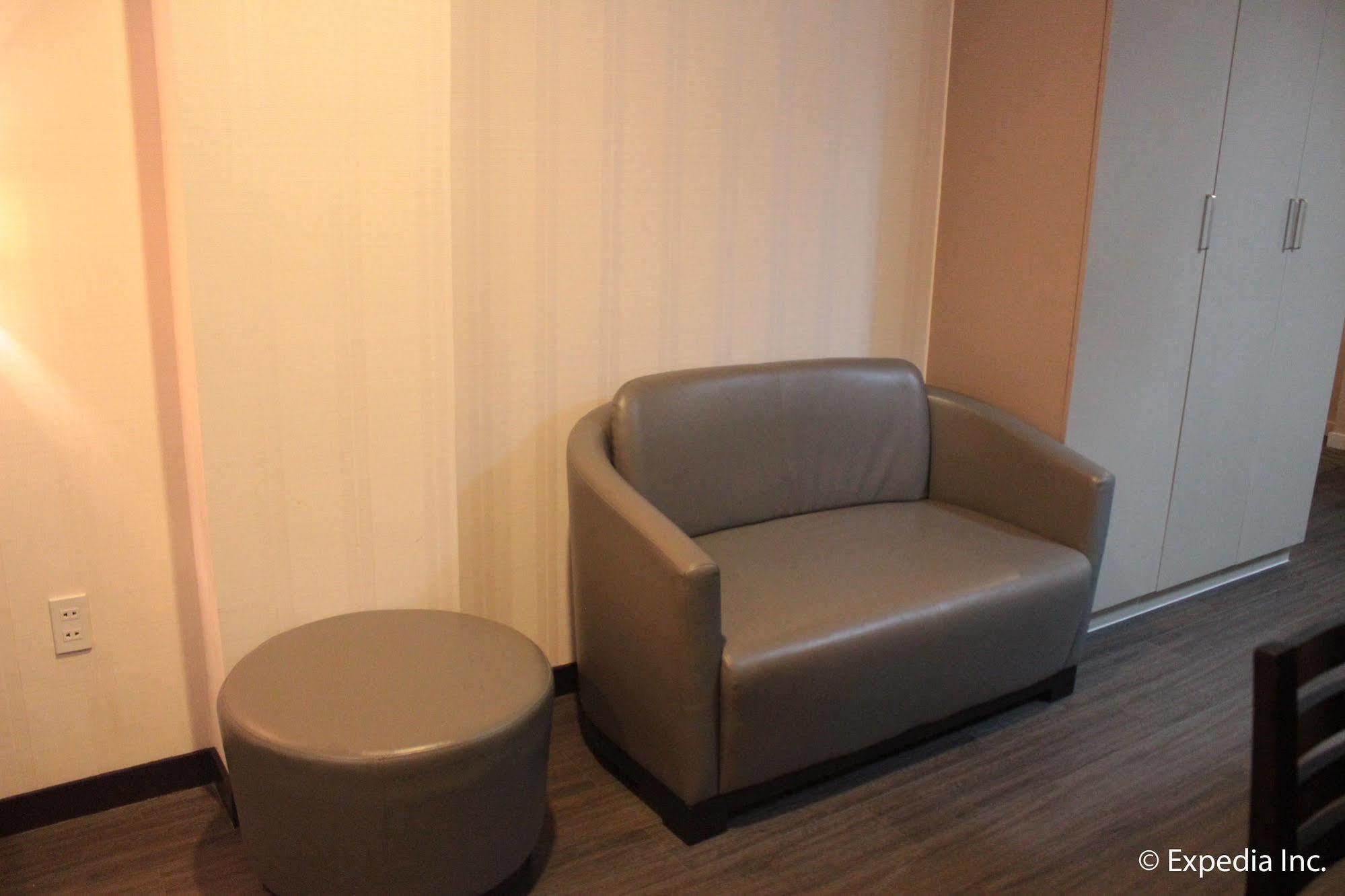 Sun Plaza Subic Hotel Olongapo Zewnętrze zdjęcie