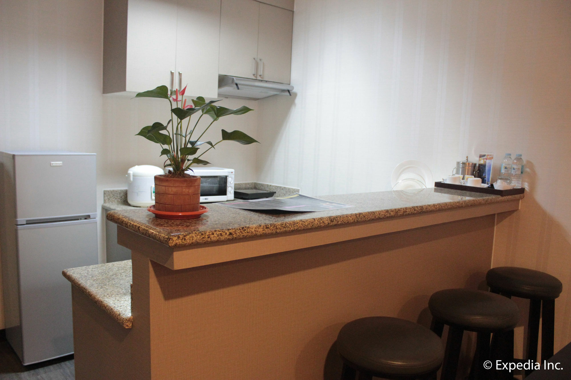 Sun Plaza Subic Hotel Olongapo Zewnętrze zdjęcie