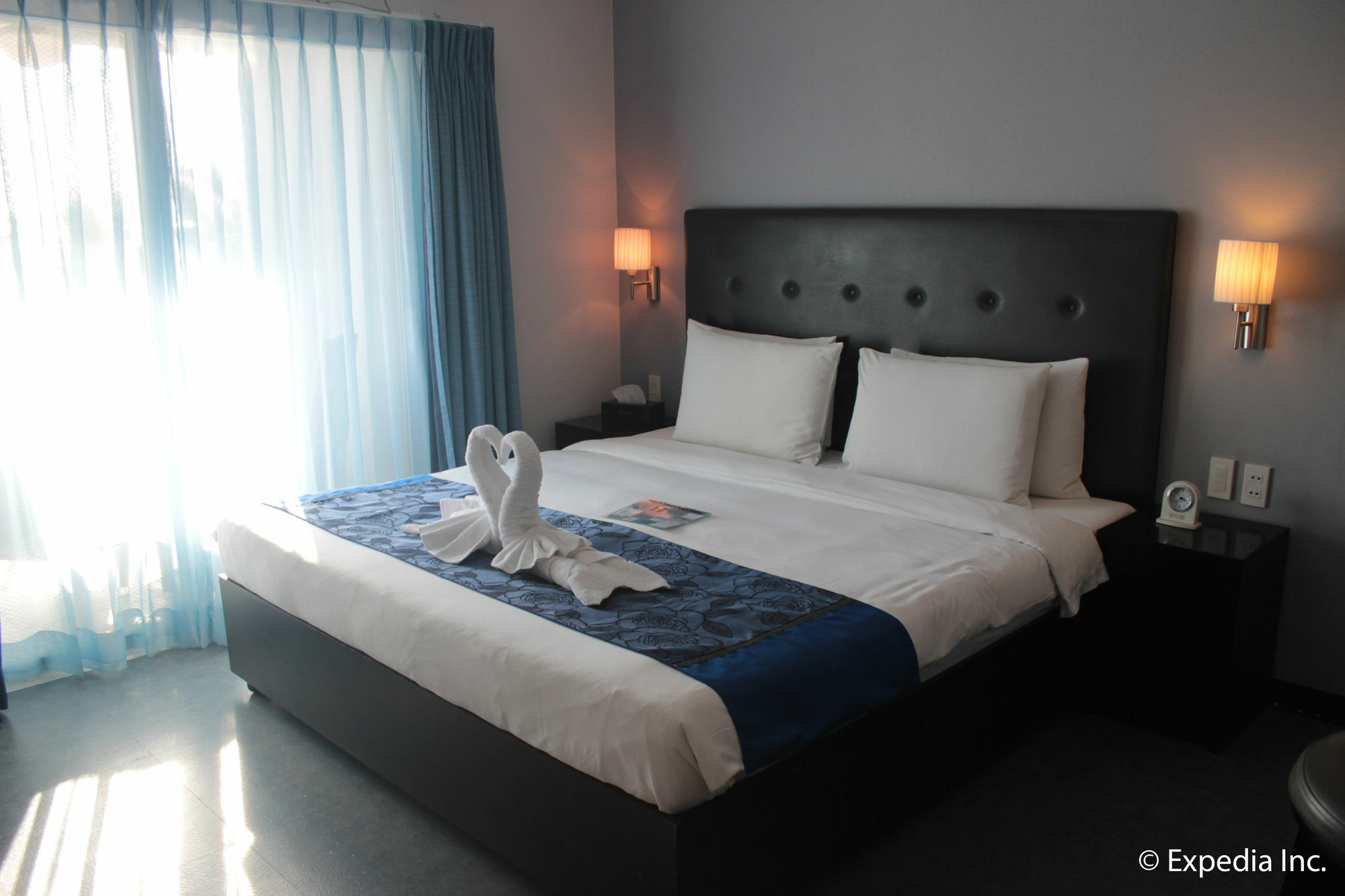 Sun Plaza Subic Hotel Olongapo Zewnętrze zdjęcie
